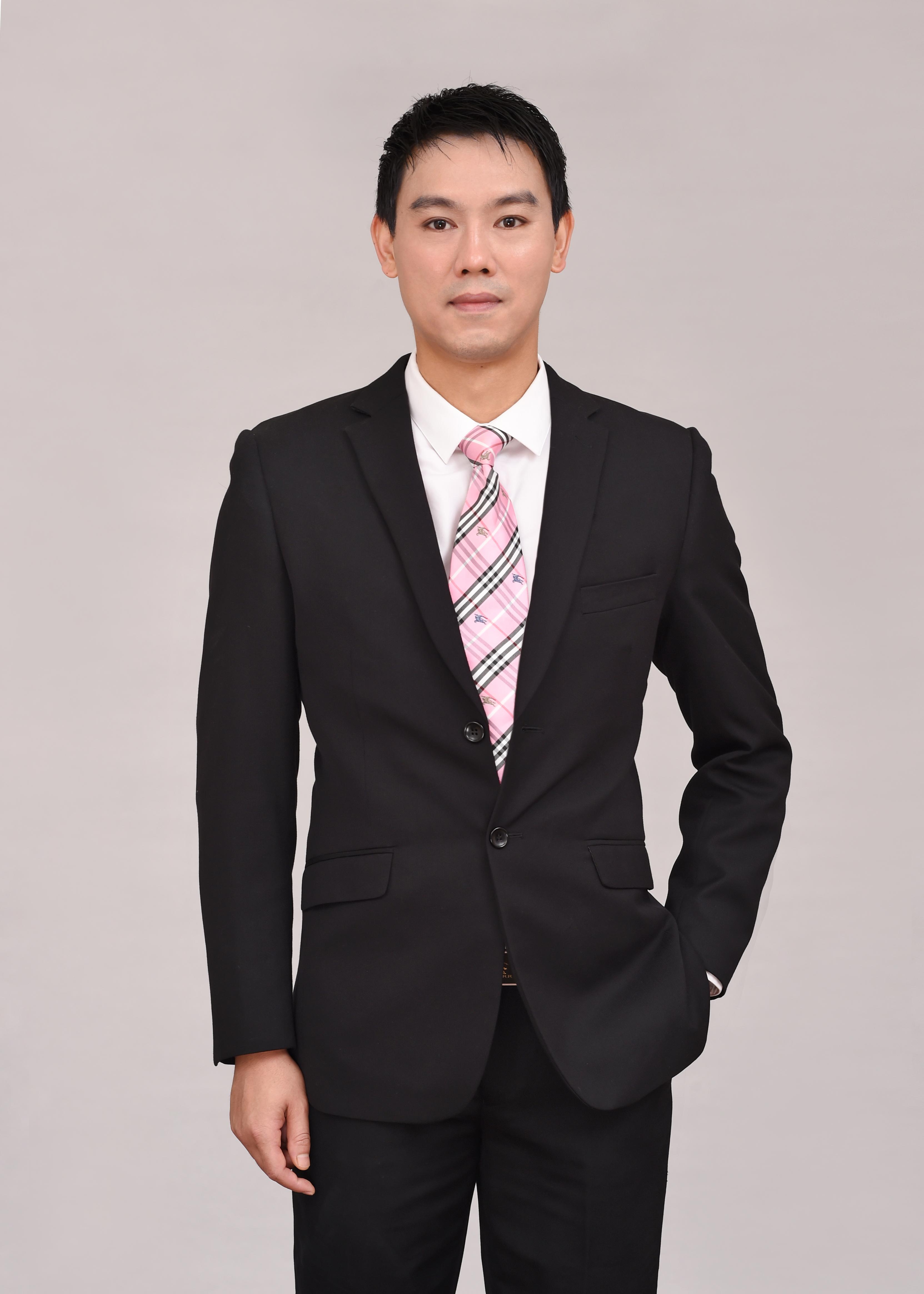杨兴珍 视觉设计总监